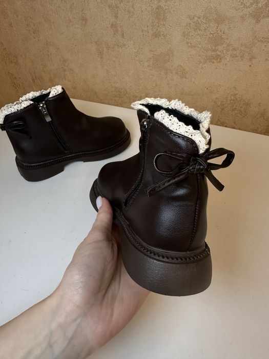 Демісезонні черевики, чоботи