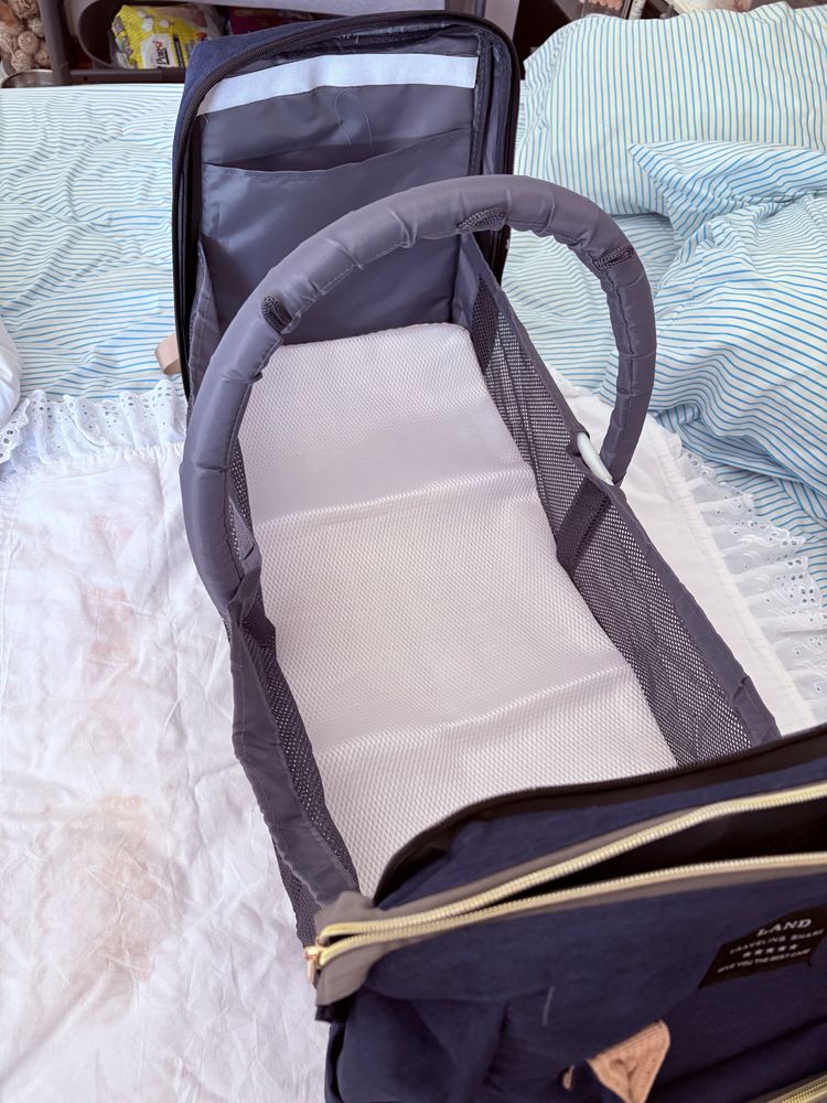 Mochila Multifuncional para Bebé – Berço Portátil + Trocador