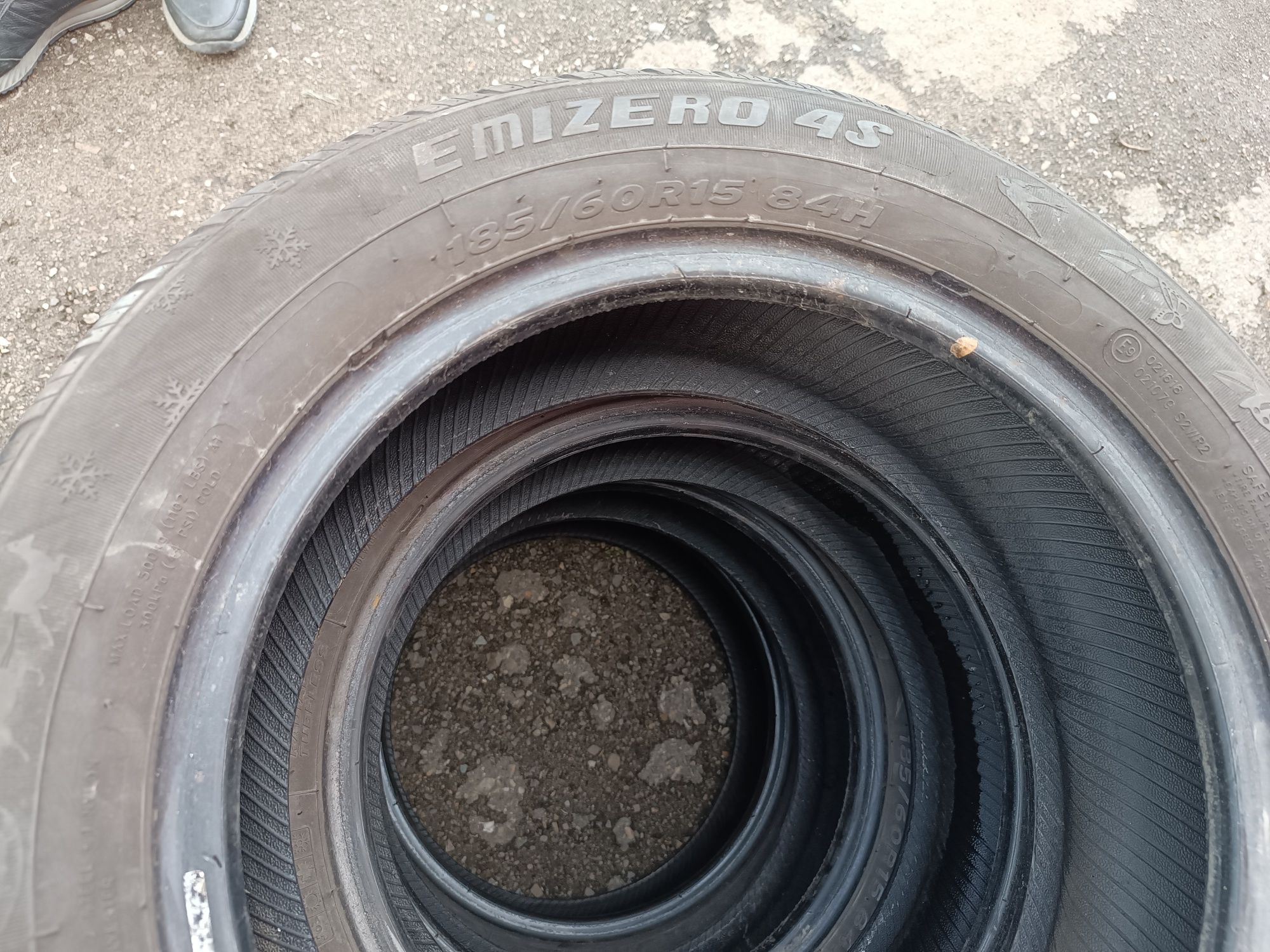 Продам шини 185/60 r15