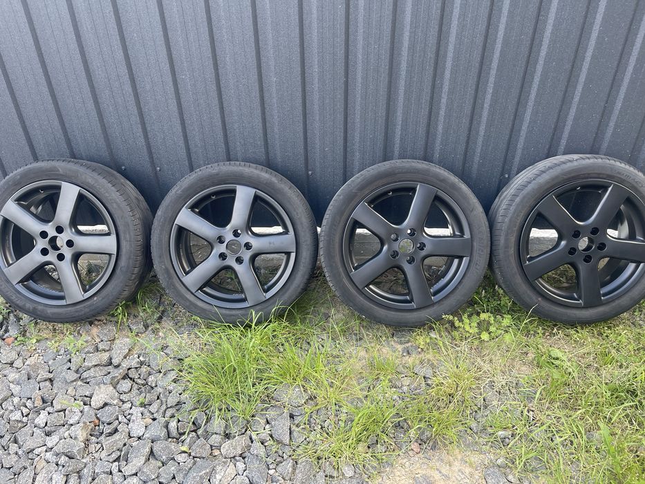 Диски 8J18H2ET35 з літньою гумою Michelin R18 KIA,Audi, Wolkswagen