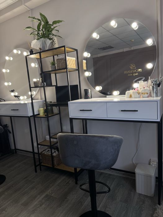 Оренда місця  бровіста, візажиста, майстра по зачіскам