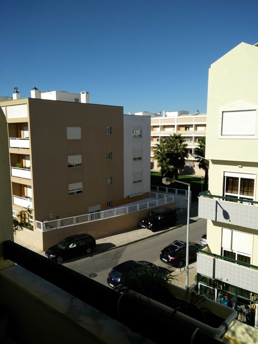 Quarto com casa de banho privativa - Suite - São Domingos de Rana