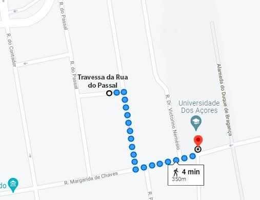 Quarto junto à Universidade dos Açores