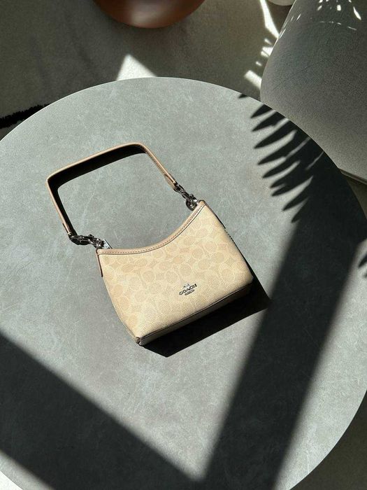 Coach Laurel Small Shoulder Bag In Signature Canvas