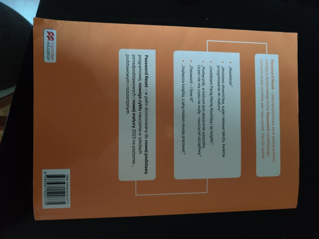 Podręcznik Password Reset A2+/B1 student's book