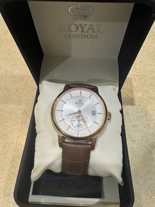 Продам годинник Royal London 41444-04