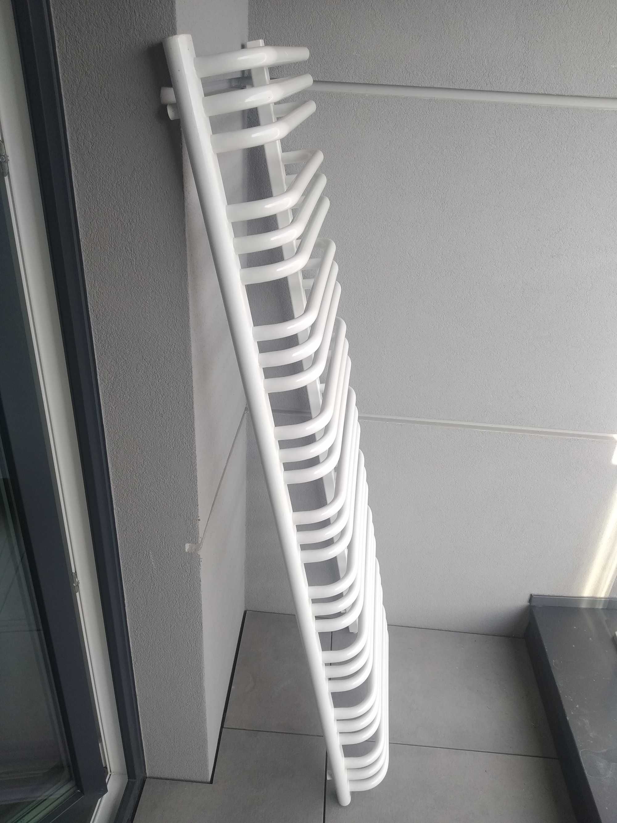 grzejnik łazienkowy drabinkowy 1326W