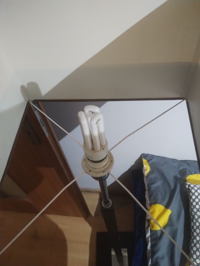Sprzedam lampę stojącą