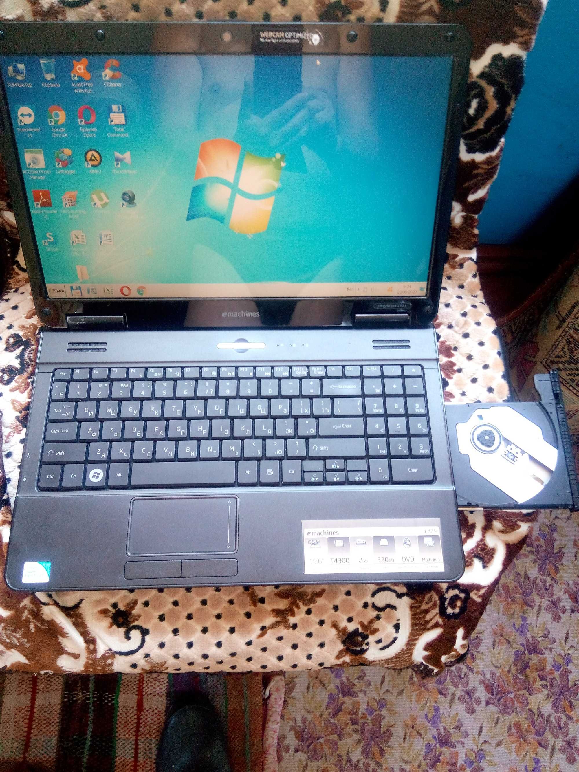 Ноутбук Aser E 725