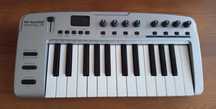 Teclado / controlador MIDI M-Audio Keyrig 25