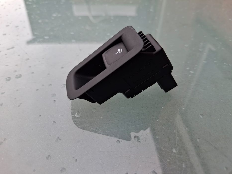 Vw Passat B8 lift kombi hak tylny elektryczny Oris demontaż