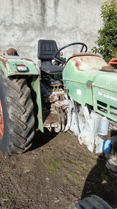 Trator Deutz e alfaias
