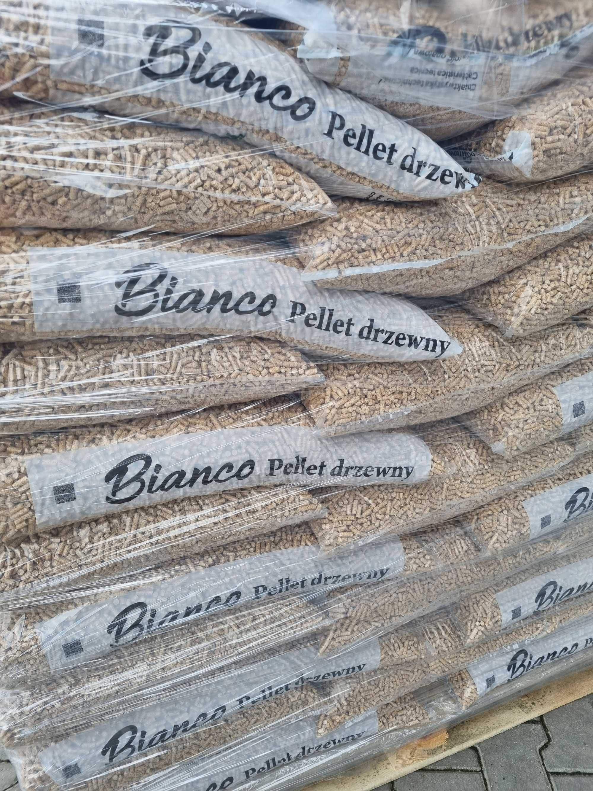 pelet pellet BIANCO jasny EN Plus A1