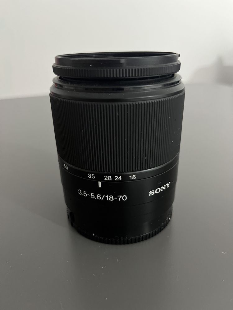 Obiektyw Sony DT 3.5-5-6/18-70