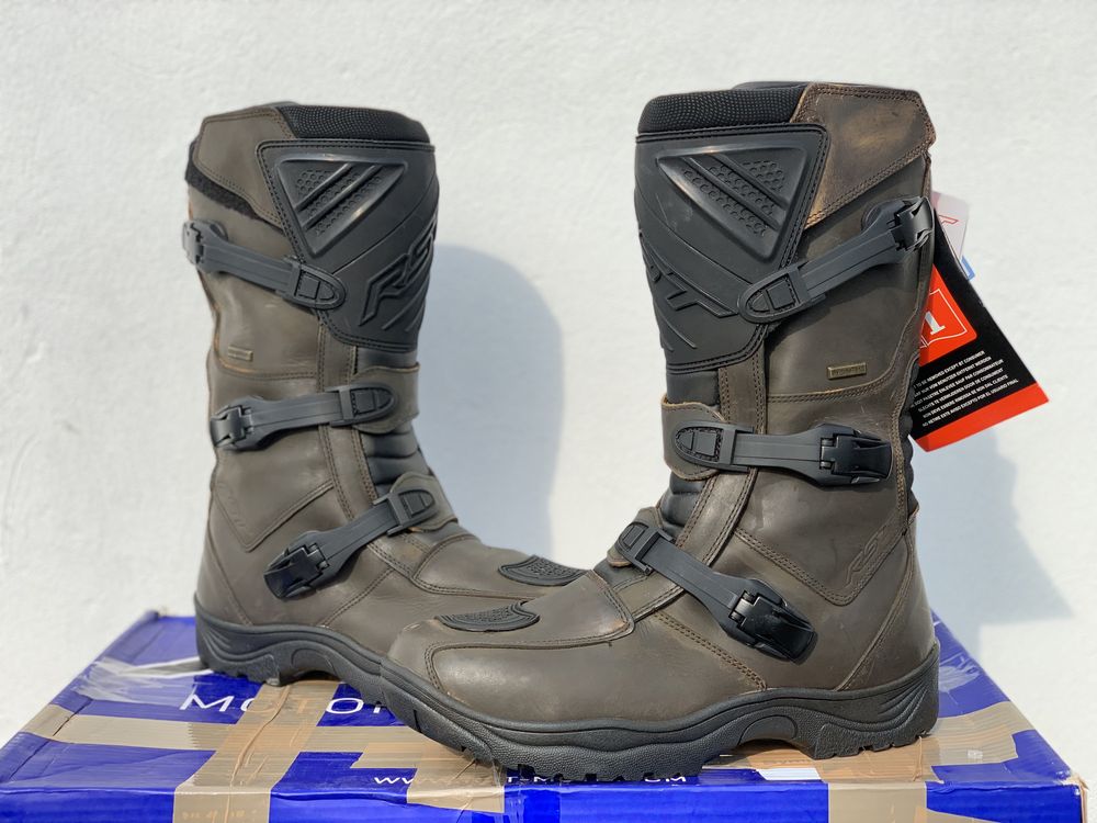 Buty motocyklowe RST RAID brąz rozmiar 45 typu Adventure klamry,NOWE!