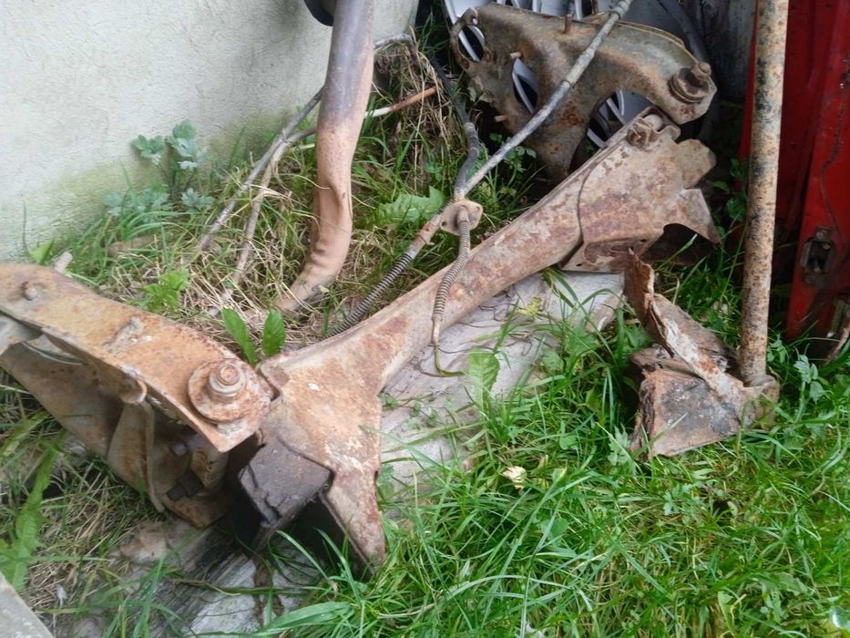 Продам передню балку до Ваз 2101