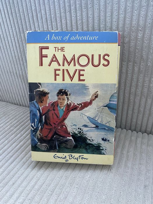 Zestaw książek Słynna piątka, uciekająca razem, Blyton, Enid