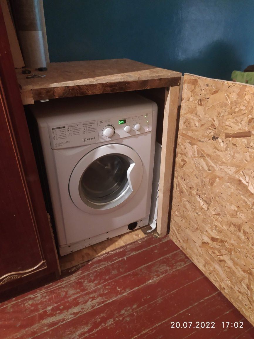 Здам гостинку 15хв від метро Імені О. С. Масельського.