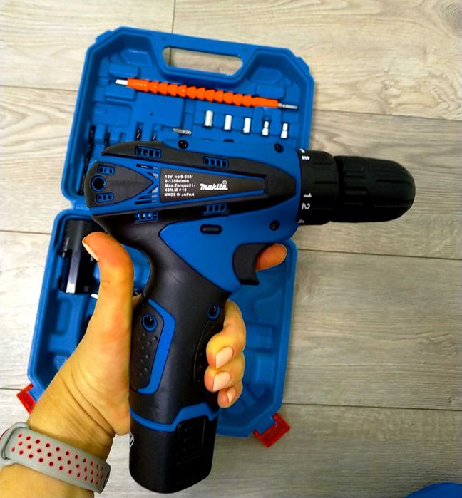 Шуруповерт Makita DF330D з 2-а акумуляторами Макіта