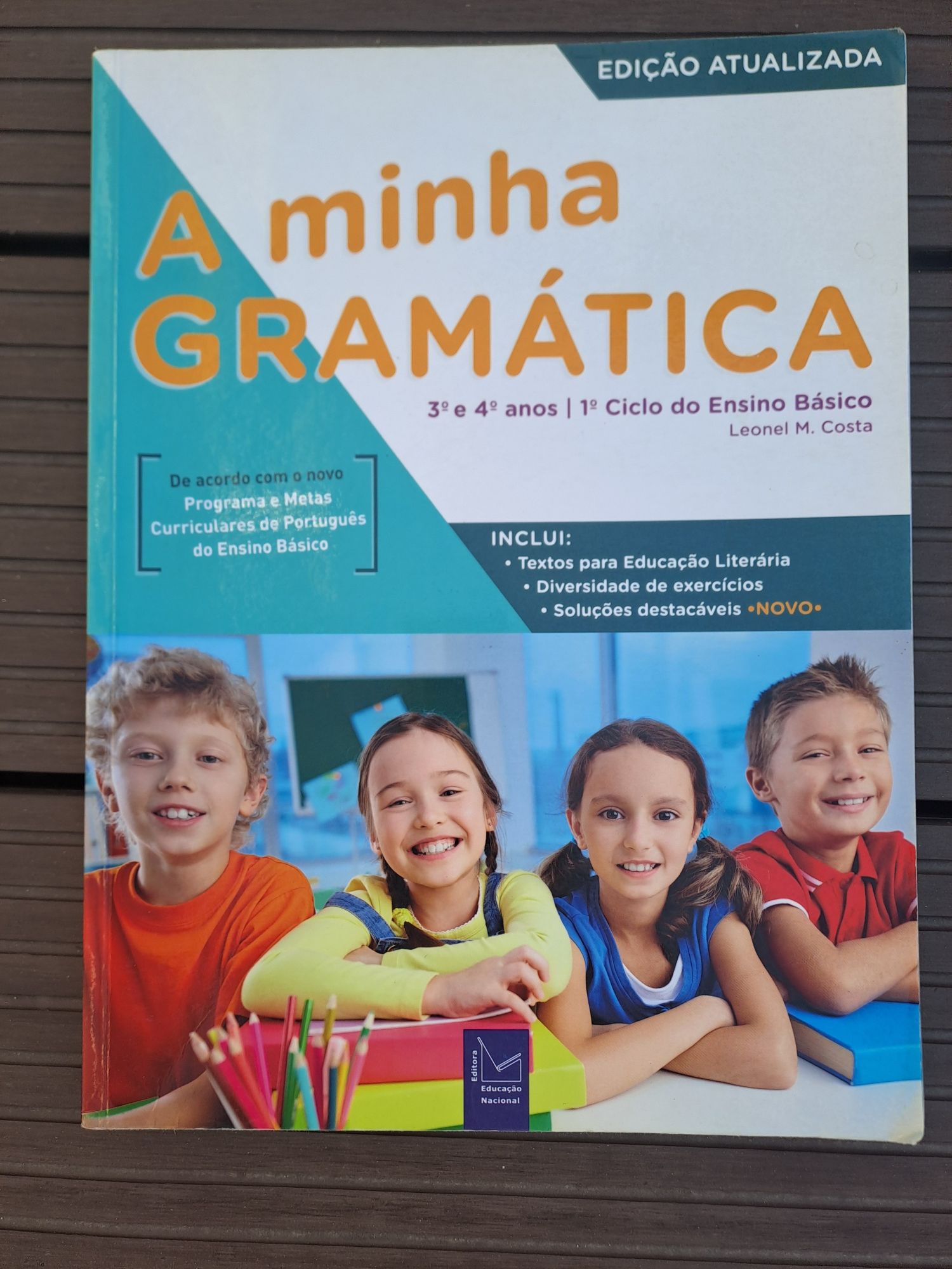 Livro de gramática 3° ano