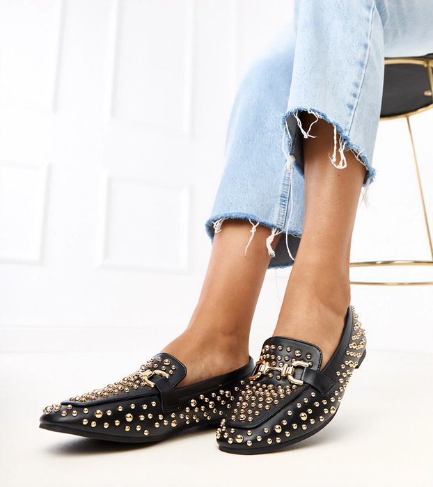 Czarne mokasyny zdobione ćwiekami Lea