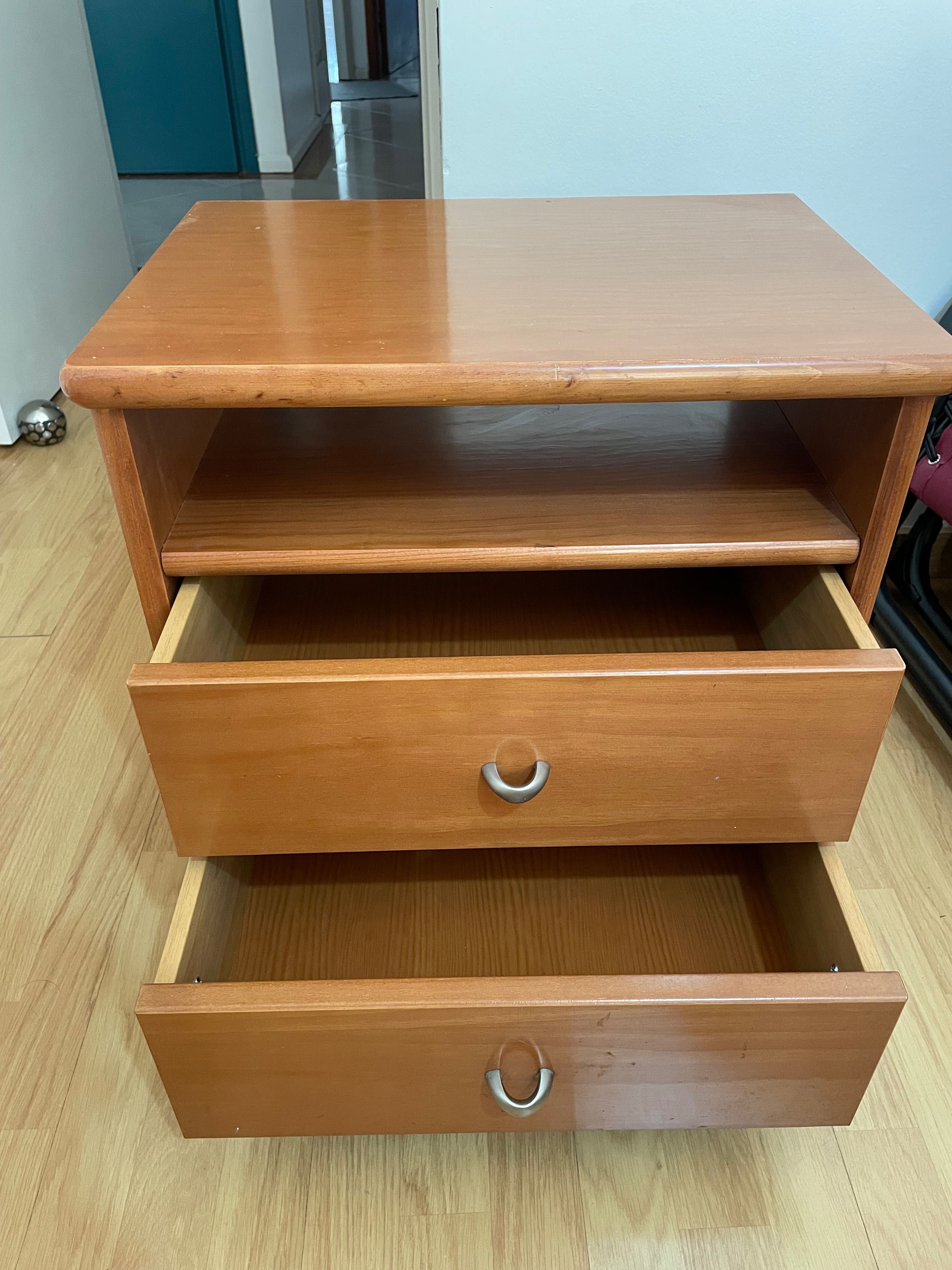 Conjunto mobília de quarto em cerejeira