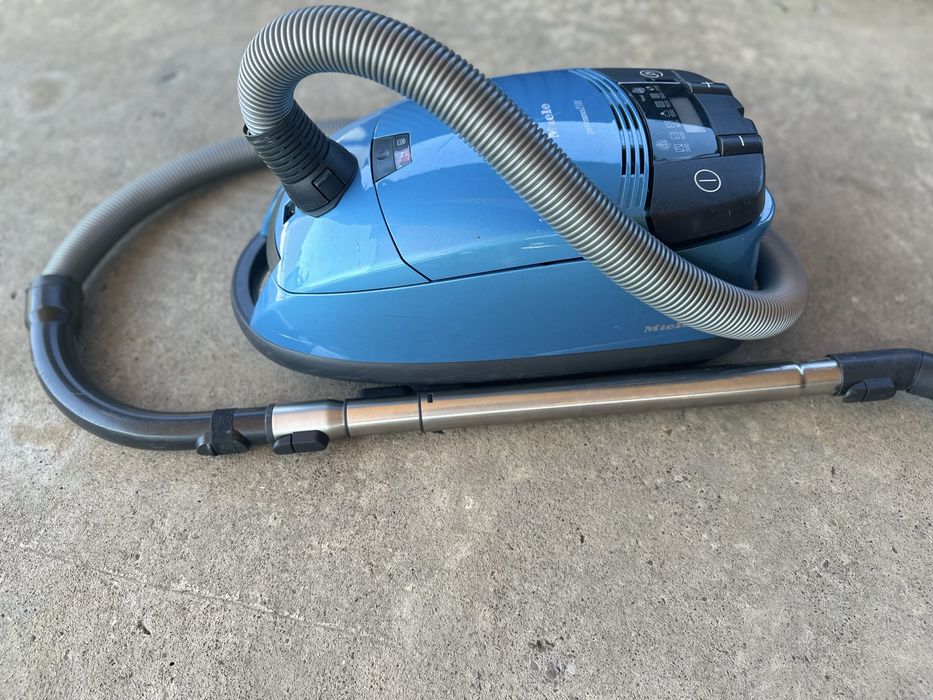 Пилосос Miele. Порохотяг. Пилосмок