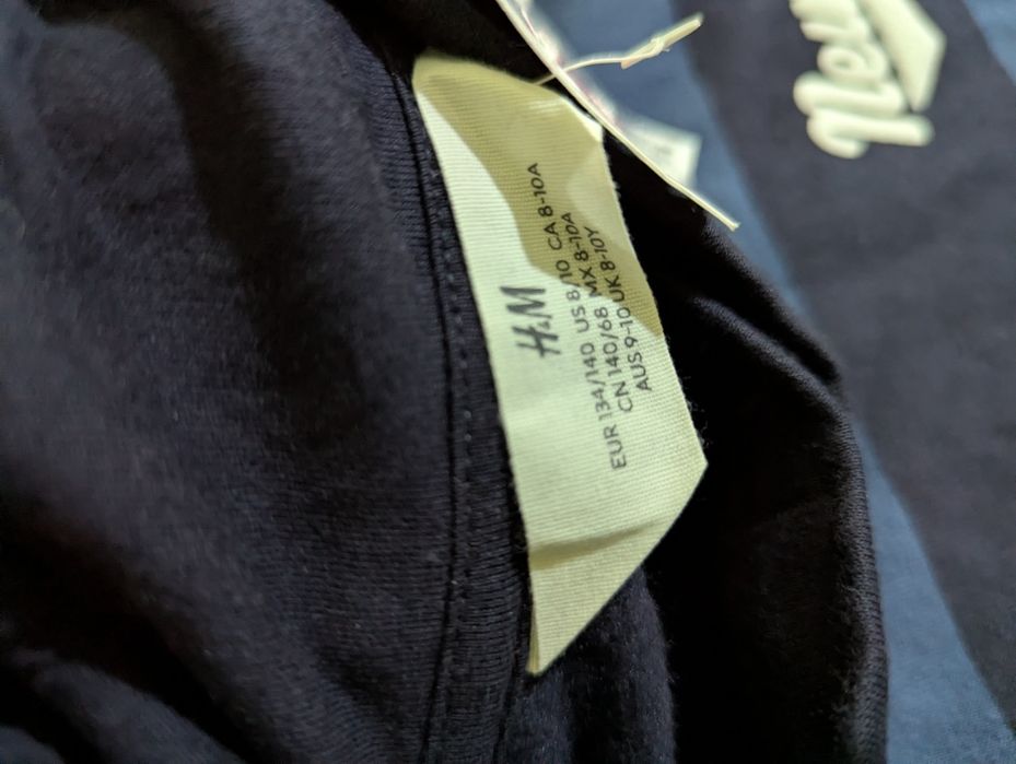 Нова кофта кардиган пуловер светр шкільний H&m футболка 140