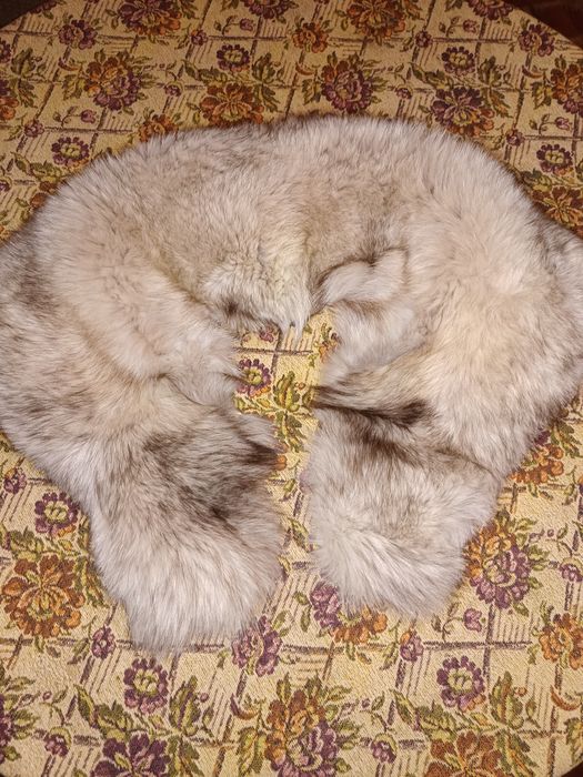 Воротнік комір хутро