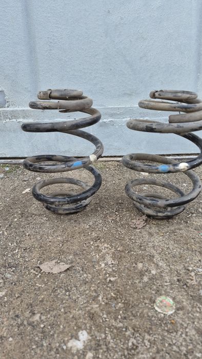 Задние пружины ланос сенс нексия авео разборка шрот запчасти

250 грн