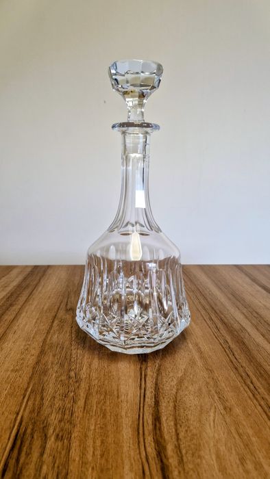 Garrafa + Copos de Cristal