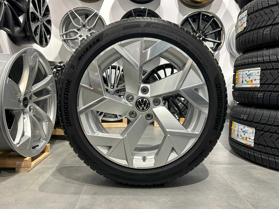 Oryginalne koła zimowe 18 5x112 VW Passat B8 B9 235/45R18 Bridgestone