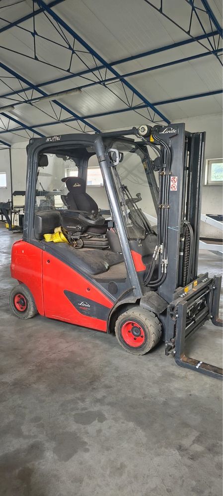 Wozek widlowy LINDE H20-T01