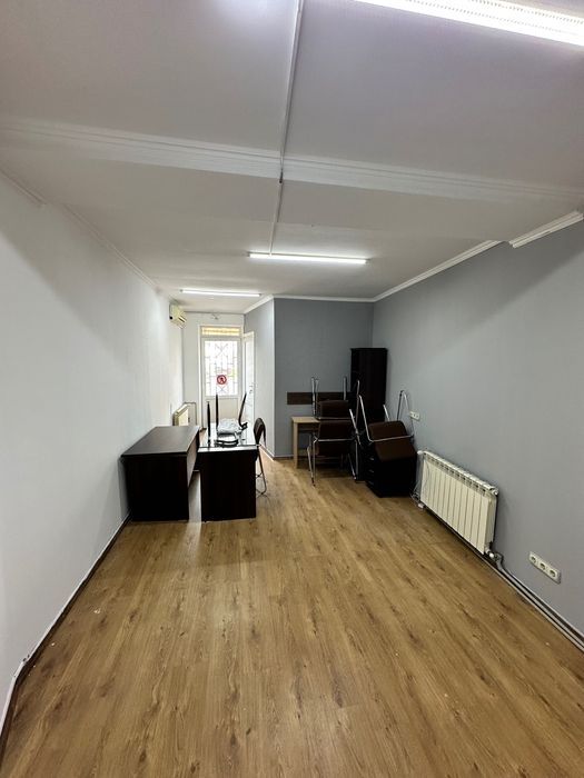 Сдам офис 22 м2 Таирова. Свет есть всегда. Коммуналка входит в аренду