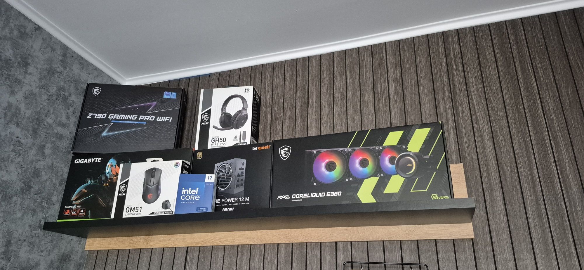 Zestaw Komputerowy dla gracza. I7 14700k RTX 4070TI monitor OLED