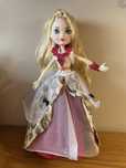 Ever After High – Apple White, córka Królewny Śnieżki