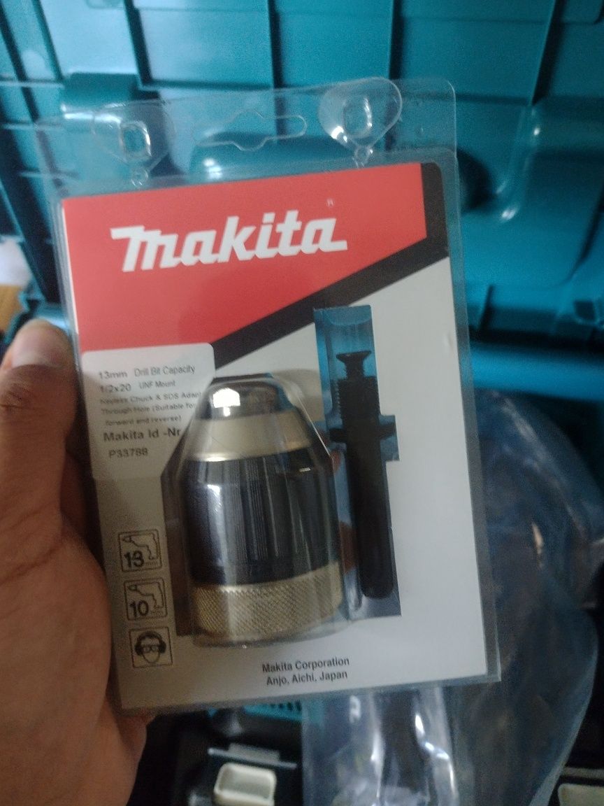 Młotowiertarka Makita komplet HR166 + wiertła