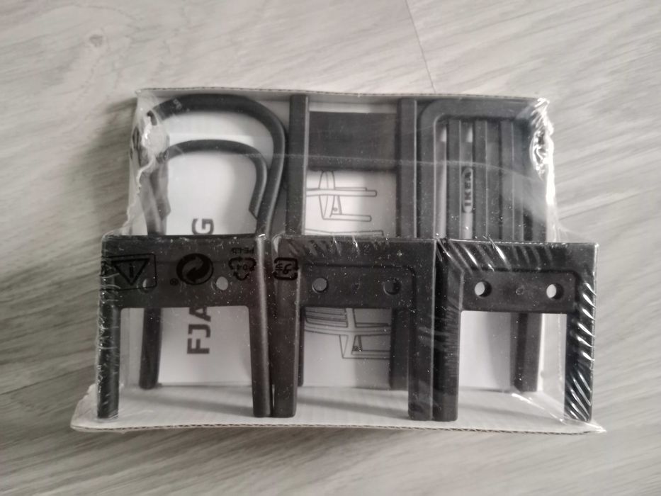 hak, wieszak - IKEA FJANTIG - zestaw 3x - czarne krzesełko