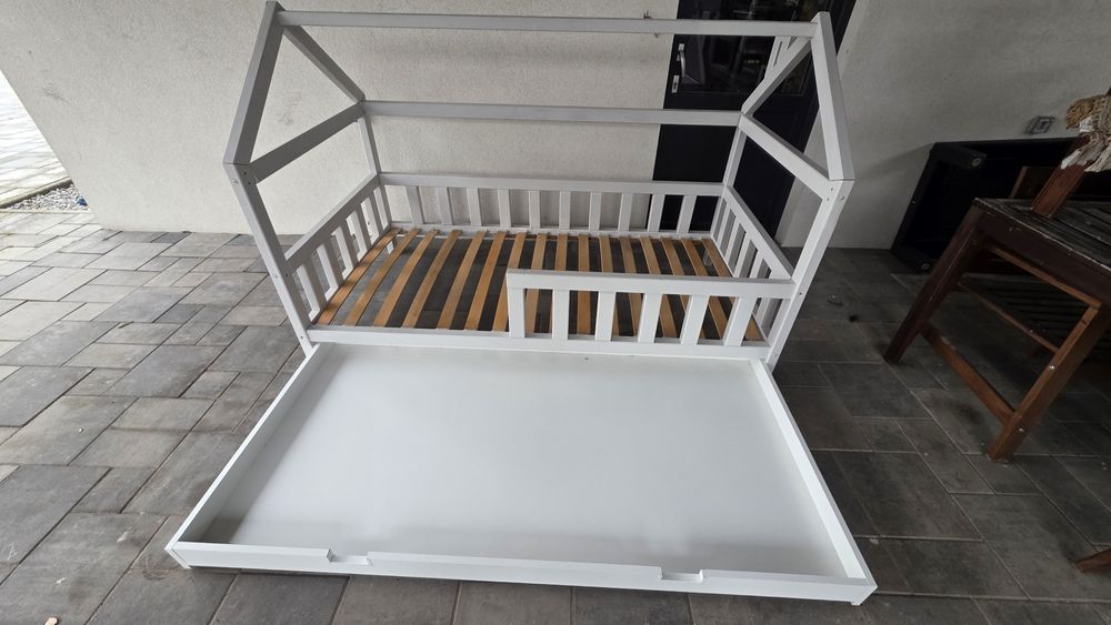 Łóżko łóżeczko domek z szuflada