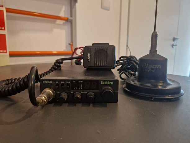 Radio CB UNIDEN PRO 520 XL + antena Wilson LITTLE WIL