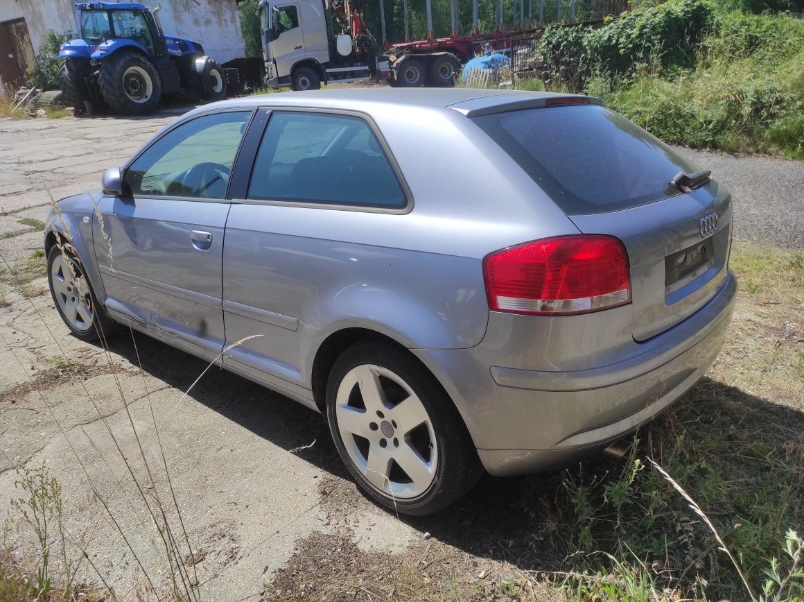 Audi 8P A3 1.6 benzyna