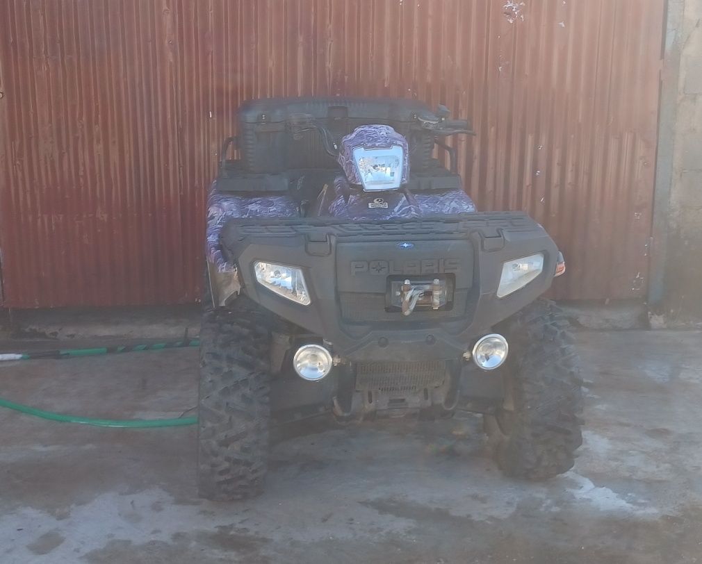 Polaris sportsman 800 em bom estado o geral sem documentos