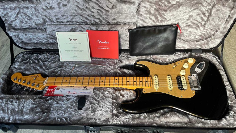 Електрогітара FENDER AMERICAN ULTRA Stratocaster HSS (2024)