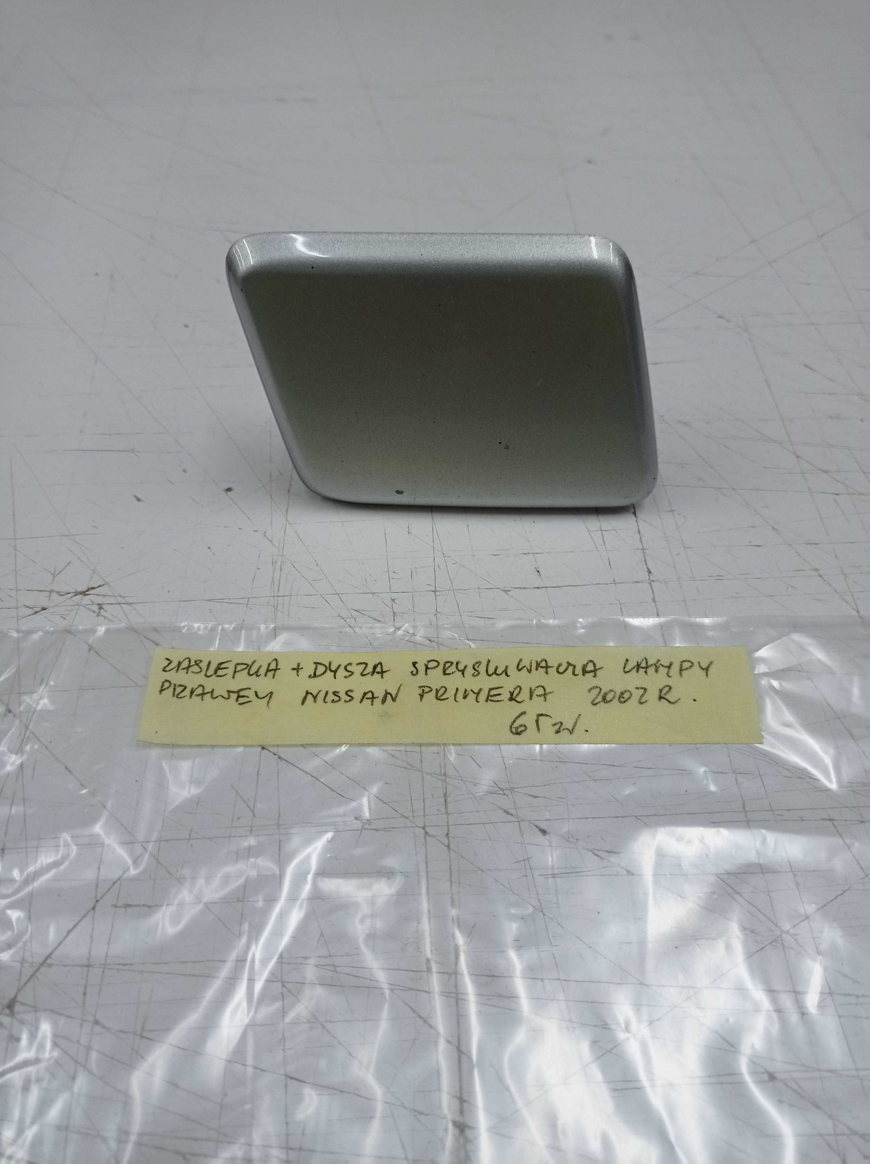 Nissan primera zaślepka + dysza spryskiwacza lampy prawej