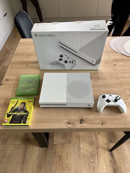 Konsola Xbox One S 1 TB