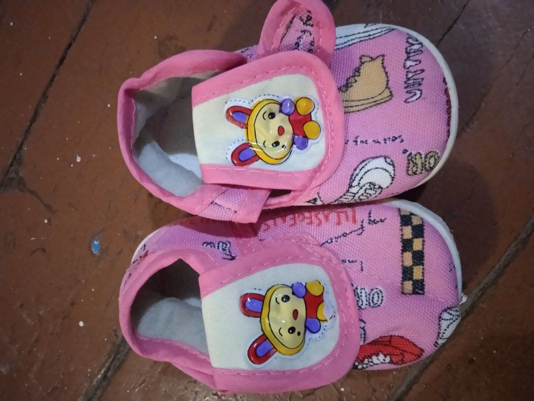 Новая обувь для детей