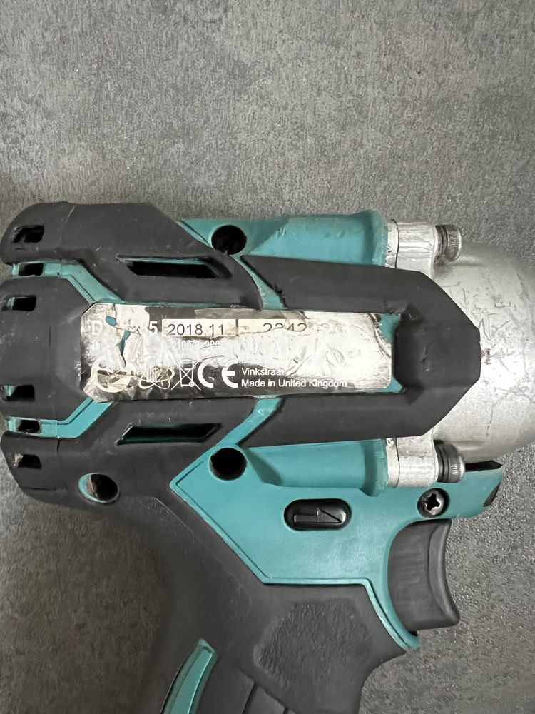 Безщітковий акум.гайковерт Makita DWT 285