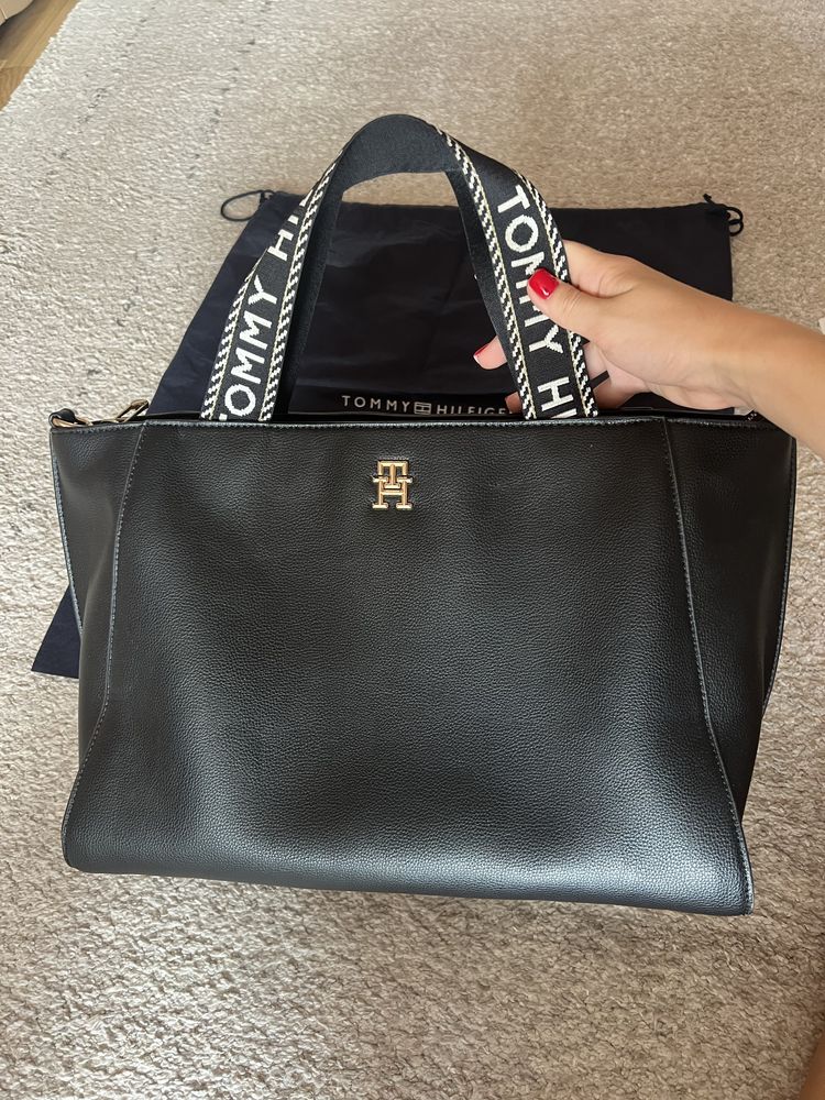 Сумка Тоут Tommy Hilfiger жіноча