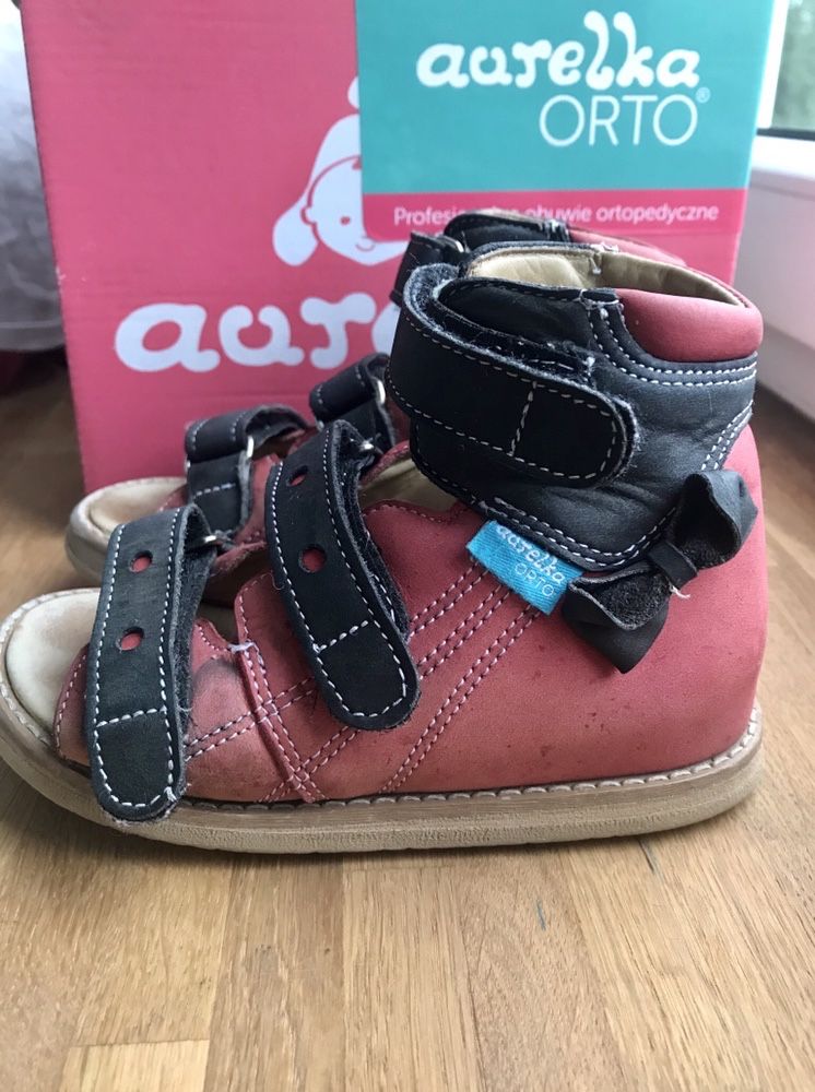 Buty ortopedyczne Aurelka Orto rozmiar 24 klin przyśrodkowy 7 mm