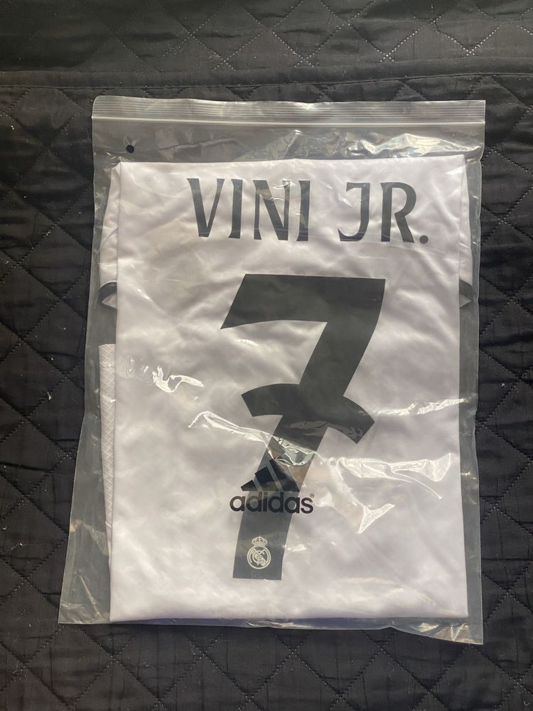 koszulka real madryt vini jr M
